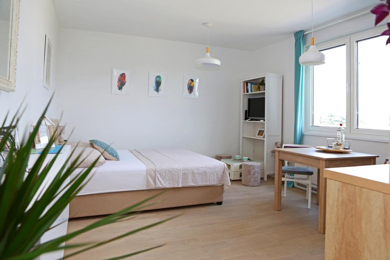 Studio Apartment Camino With Parking Zadar Exterior photo