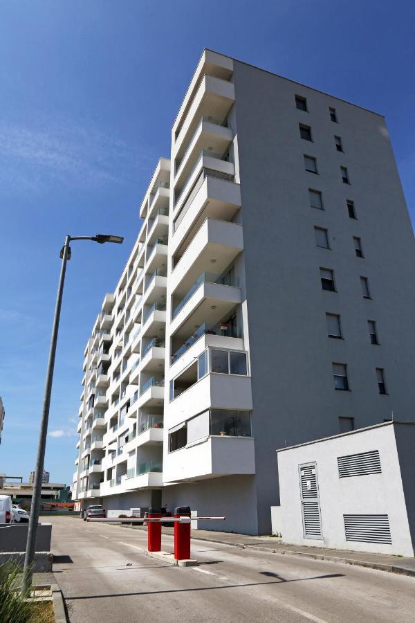 Studio Apartment Camino With Parking Zadar Exterior photo